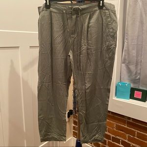 Old Navy Soft Capris